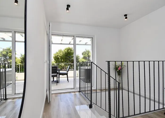 Modern Jacuzzi Mickey דירה