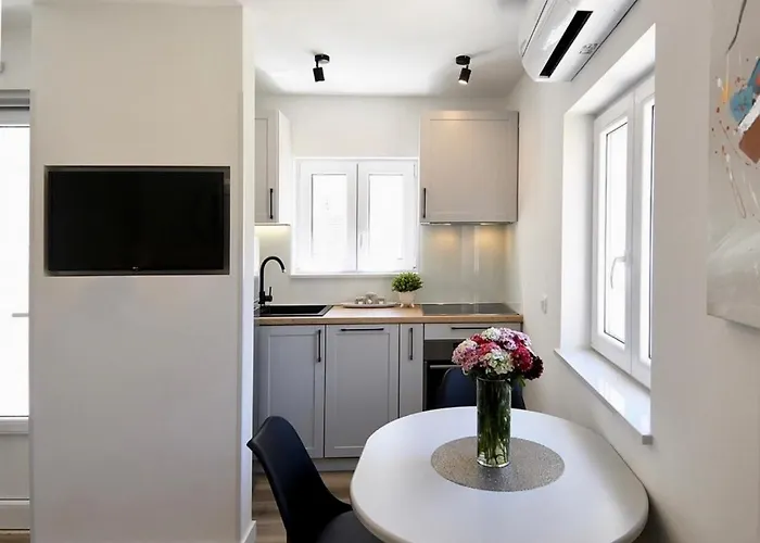 Modern Jacuzzi Mickey アパート